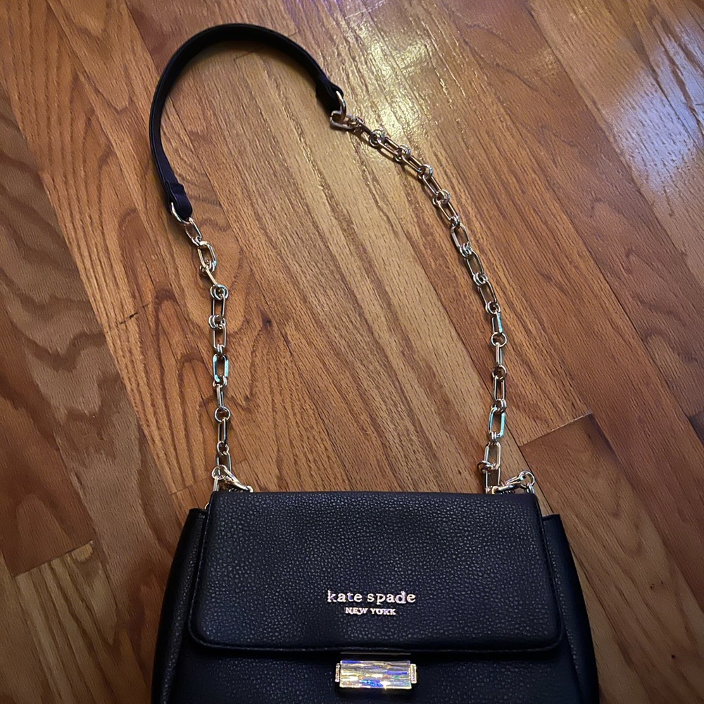 Great condition Kate Spade purse! Brand new
